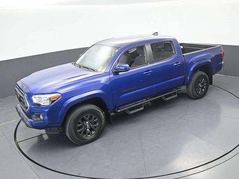 Used 2022 Toyota Tacoma SR5 RWD image 42