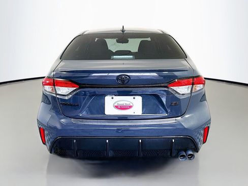 Used 2025 Toyota Corolla SE FWD image 6