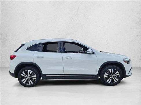 Used 2025 Mercedes-Benz GLA 250 image 4