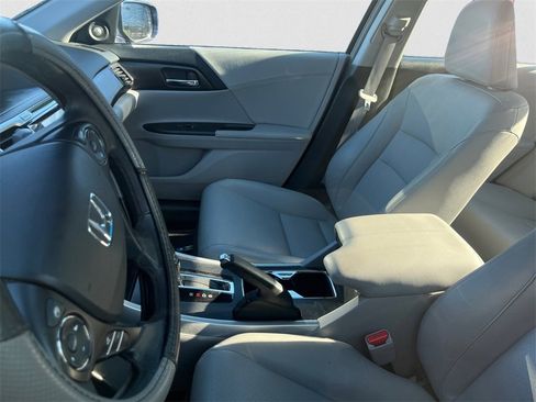 Used 2013 Honda Accord EX-L image 6