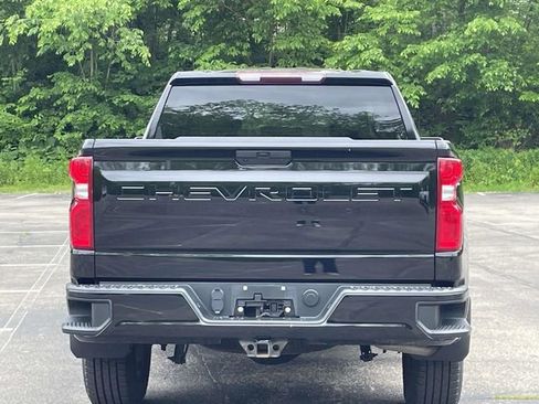Used 2021 Chevrolet Silverado 1500 RST AWD/4WD image 4
