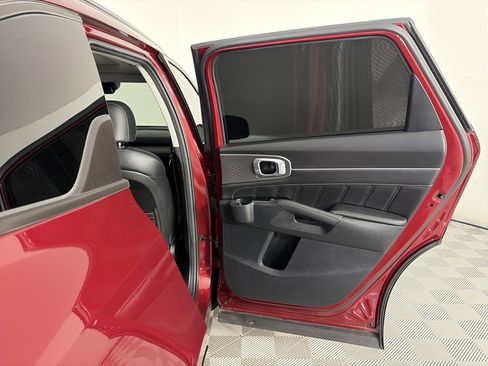 Used 2023 Kia Sorento SX image 28
