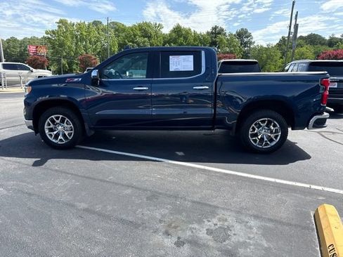 Used 2023 Chevrolet Silverado 1500 LTZ AWD/4WD image 2