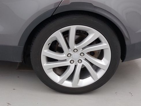 Used 2019 Land Rover Discovery HSE Luxury AWD/4WD image 38