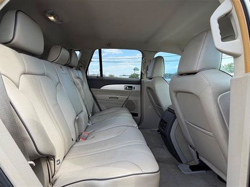 Used 2011 Lincoln MKX 2WD w/ 101A Rapid Spec Order Code image 41