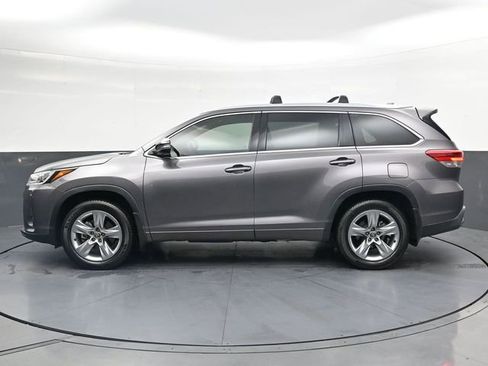 Used 2018 Toyota Highlander Limited AWD/4WD image 6
