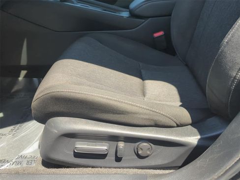 Used 2023 Honda Accord SE image 16