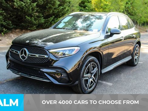 Used 2025 Mercedes-Benz GLC 300 4MATIC w/ AMG Line image 3