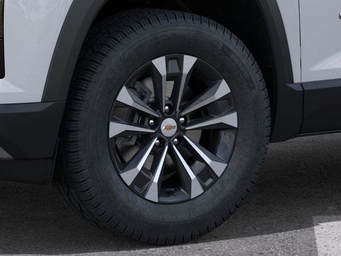 New 2026 Chevrolet Equinox LT image 9