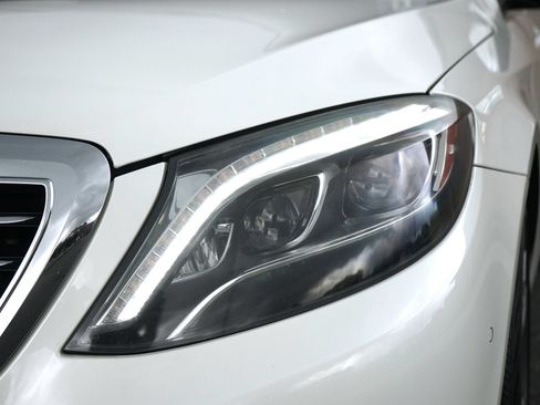 Used 2015 Mercedes-Benz S 550 4MATIC Sedan image 8