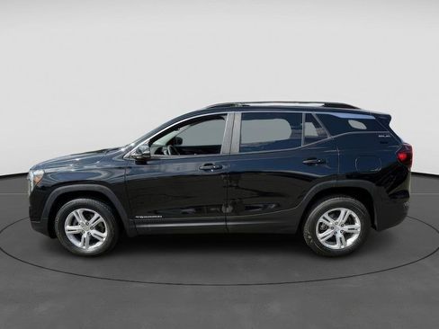 Certified 2022 GMC Terrain SLE w/ Driver Convenience Package image 10