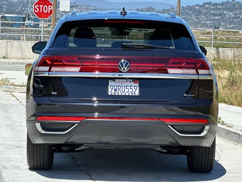 Certified 2026 Volkswagen Atlas Cross Sport SE AWD/4WD image 5