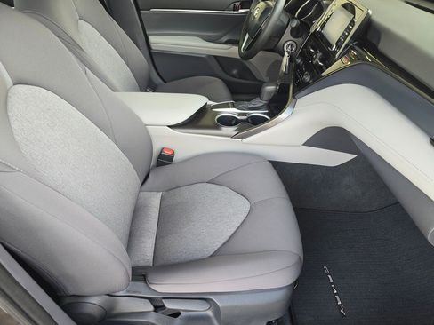 Used 2024 Toyota Camry LE image 29