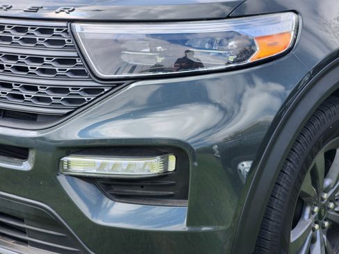 Used 2023 Ford Explorer XLT w/ Equipment Group 202A image 6