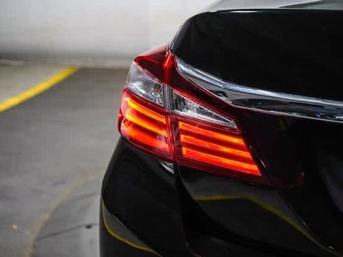 Used 2016 Honda Accord LX image 11