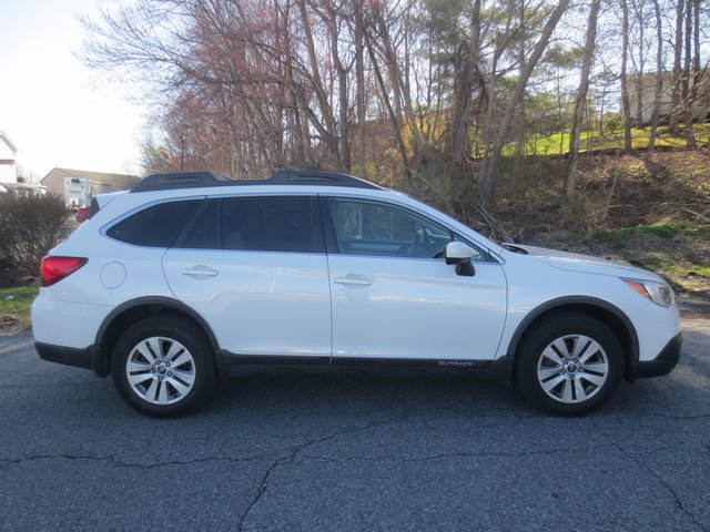 Used 2015 Subaru Outback 2.5i Premium AWD/4WD image 10