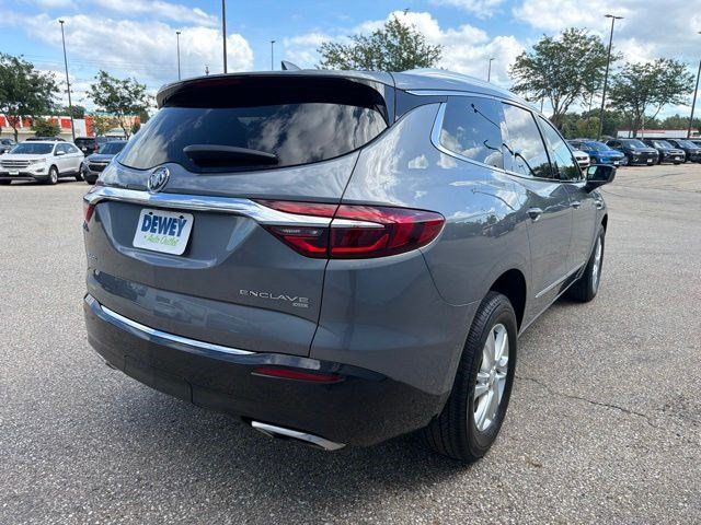 Used 2018 Buick Enclave Essence AWD/4WD image 5