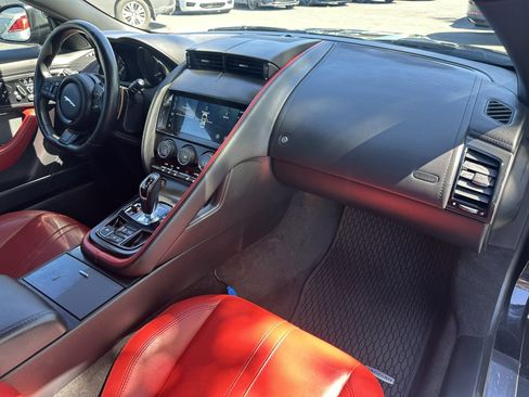 Used 2015 Jaguar F-TYPE S RWD image 19