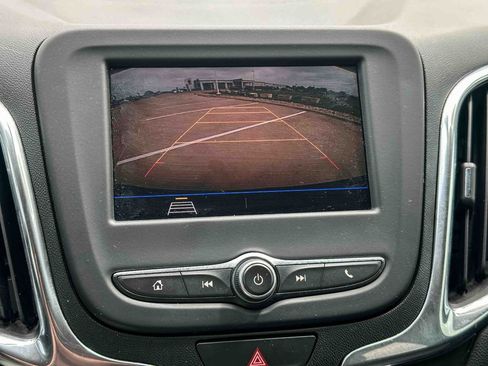 Used 2020 Chevrolet Equinox LT FWD image 31