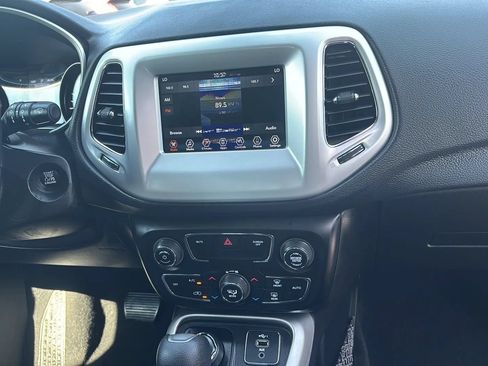Used 2019 Jeep Compass Sport AWD/4WD image 29