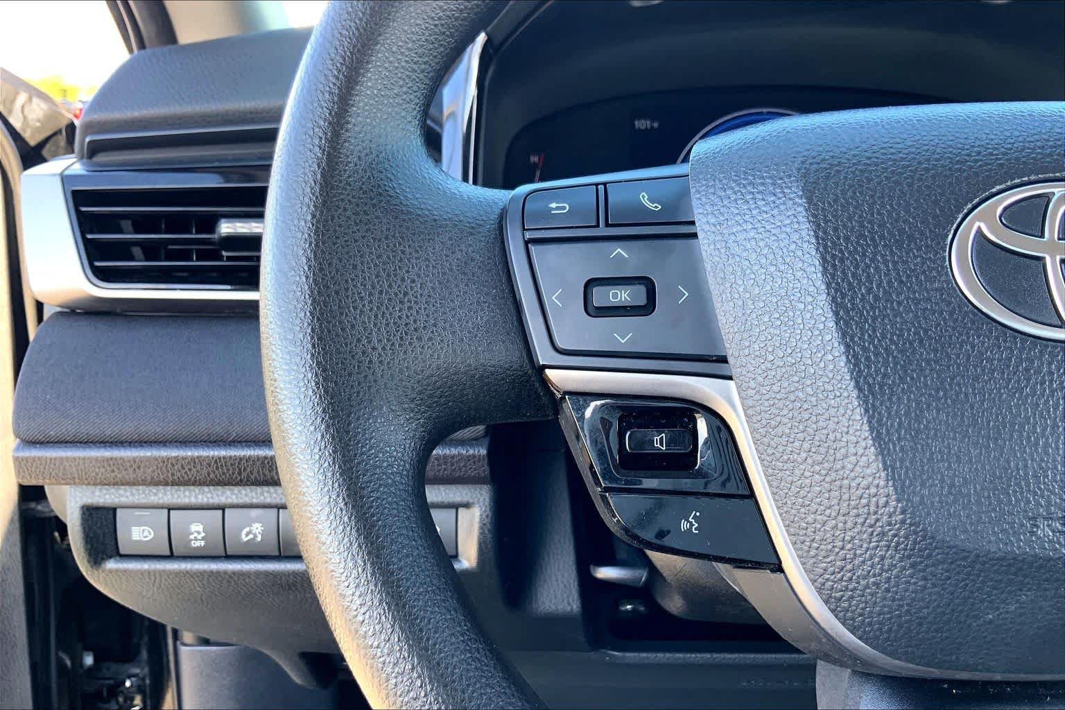 Certified 2025 Toyota Camry LE FWD image 23