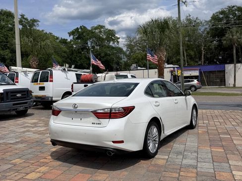 Used 2013 Lexus ES 350 w/ Luxury Pkg FWD image 6