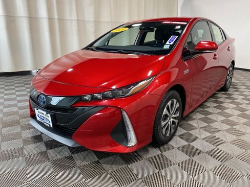 Used 2020 Toyota Prius Prime LE image 7