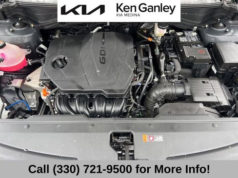 Used 2025 Kia Sportage EX image 62