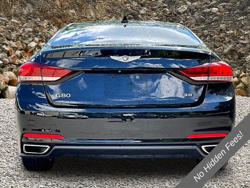 Used 2017 Genesis G80 3.8 RWD image 4