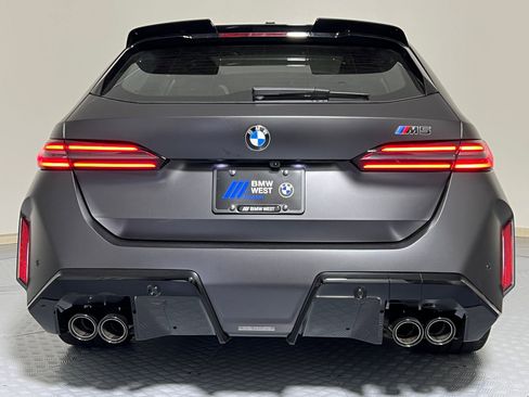 New 2026 BMW M5 Touring image 10