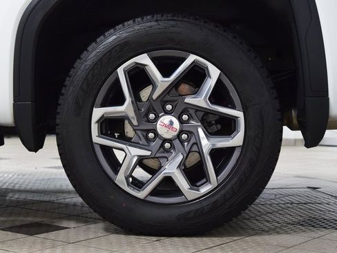 Used 2023 GMC Sierra 1500 SLT w/ SLT Premium Package image 28