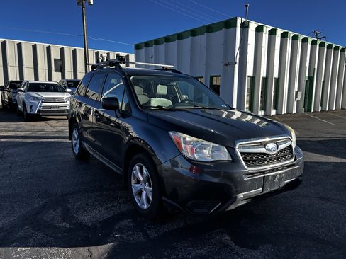 Used 2015 Subaru Forester 2.5i Premium w/ All-Weather Package image 7