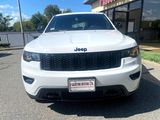 Used 2018 Jeep Grand Cherokee Laredo image 5