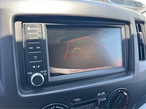 Used 2020 Nissan NV200 SV w/ Back Door Glass Package FWD image 6