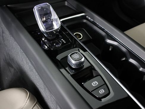 New 2026 Volvo XC60 T8 Plus w/ Climate Package image 7