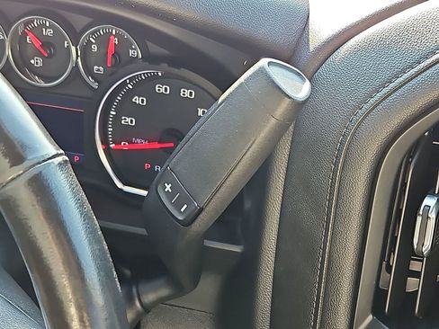 Certified 2019 Chevrolet Silverado 1500 LT w/ Convenience Package AWD/4WD image 21
