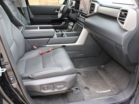 Used 2023 Toyota Tundra Limited image 16