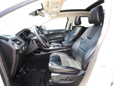 Used 2022 Ford Edge Titanium AWD/4WD image 12