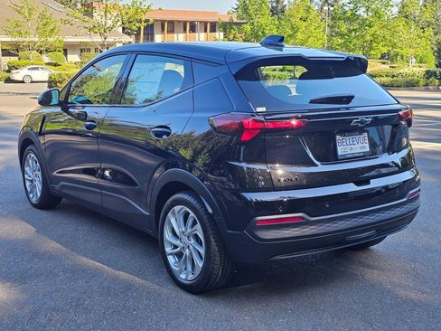 New 2027 Chevrolet Bolt LT w/ Comfort Package FWD image 3