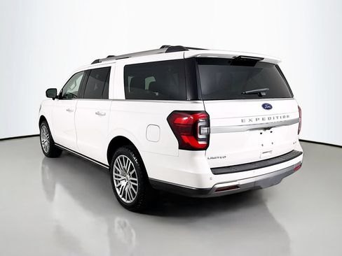 Used 2023 Ford Expedition Max Limited AWD/4WD image 3