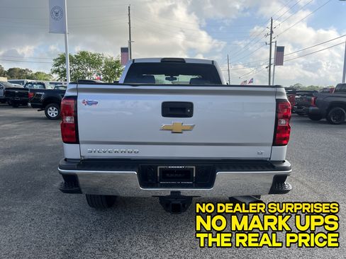 Used 2017 Chevrolet Silverado 2500 LT w/ LT Convenience Package AWD/4WD image 3