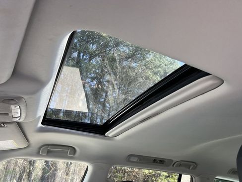 Used 2023 INFINITI QX80 Luxe w/ Cargo Package image 31