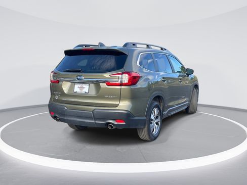 Used 2025 Subaru Ascent Premium AWD/4WD image 5