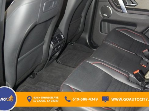 Used 2023 Land Rover Discovery Sport SE R-Dynamic image 14