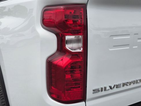 New 2026 Chevrolet Silverado 2500 W/T RWD image 19