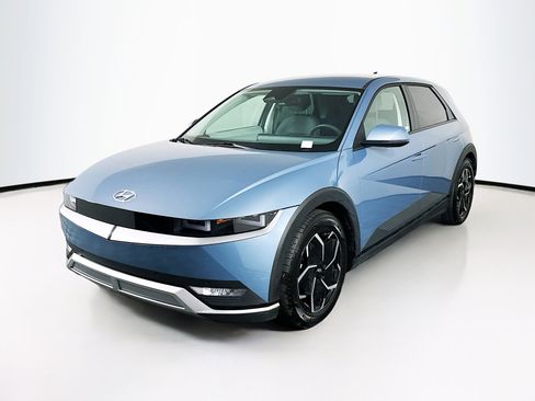 Used 2024 Hyundai Ioniq 5 SEL image 3