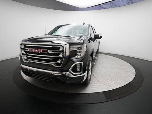 Used 2019 GMC Sierra 1500 SLT w/ SLT Premium Plus Package image 32