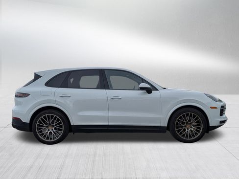 Used 2023 Porsche Cayenne S Platinum AWD/4WD image 8
