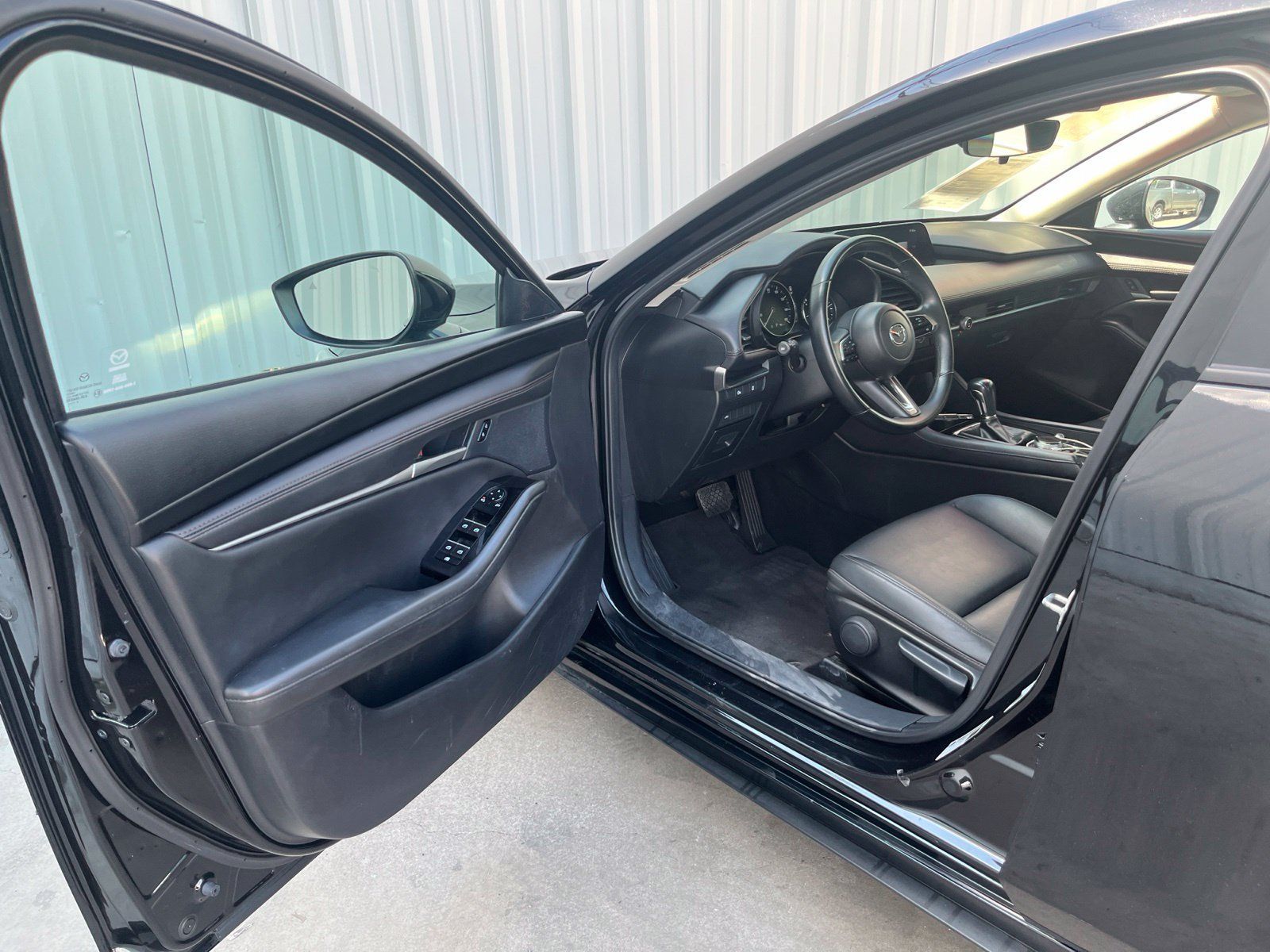 Certified 2025 MAZDA MAZDA3 s FWD image 10