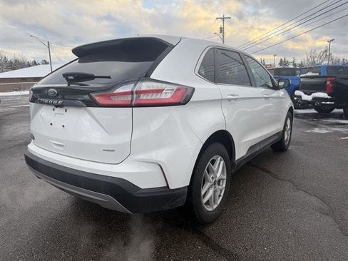 Used 2022 Ford Edge SEL w/ Convenience Package image 8